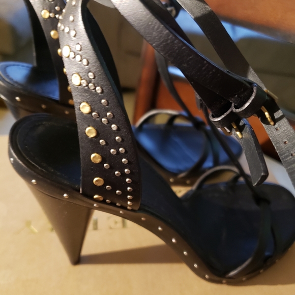 Burberry strappy heels - Picture 1 of 16